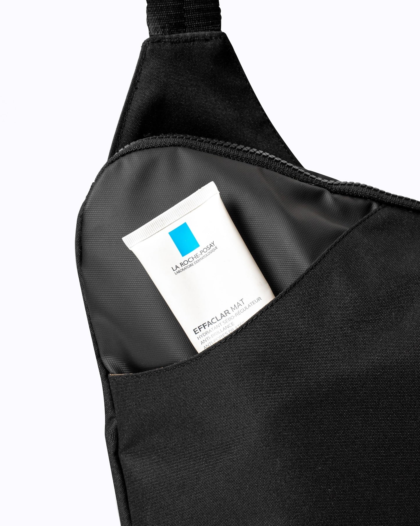 Curio Sling Bag Phantom