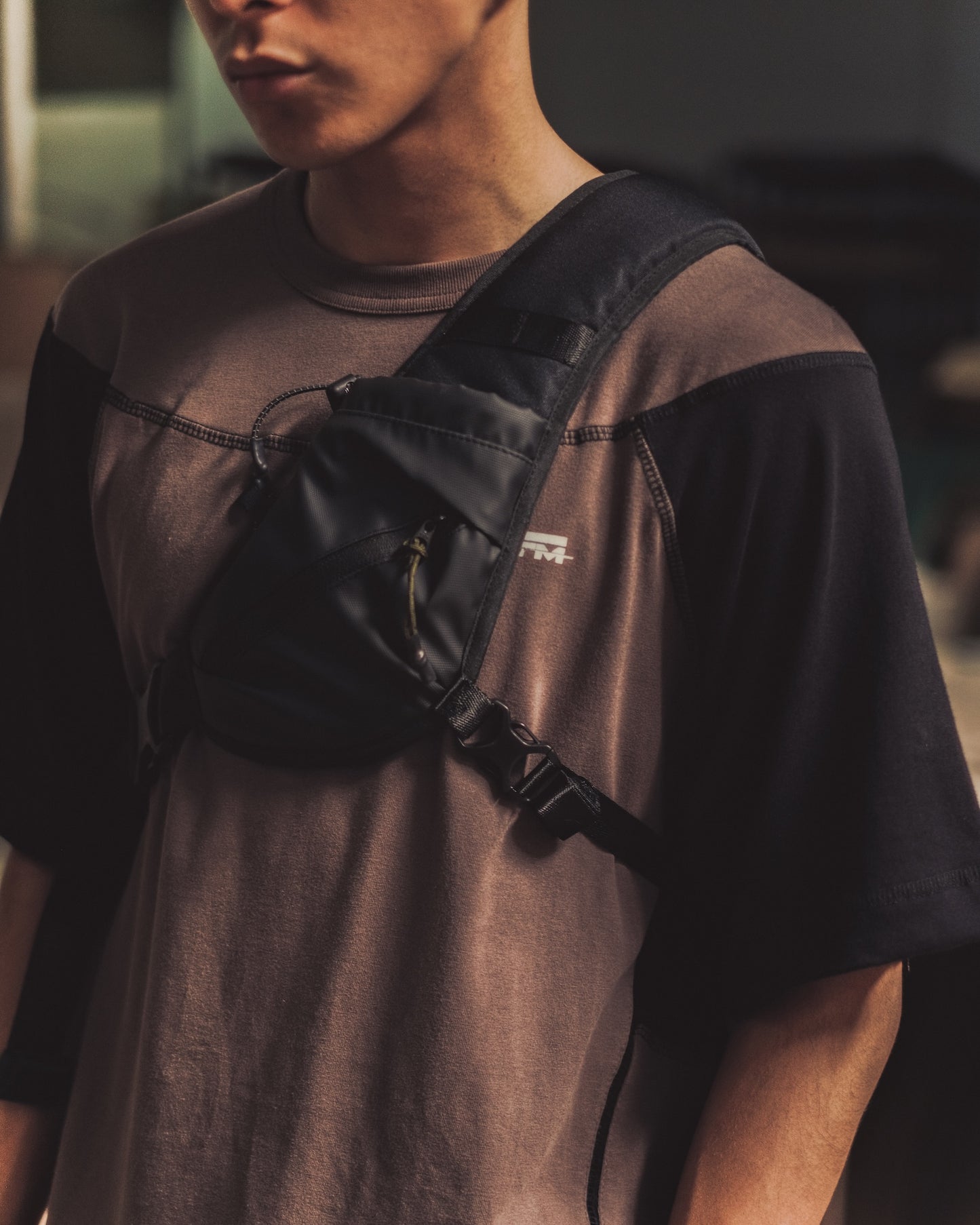 Vestige Crossbody Bag Phantom