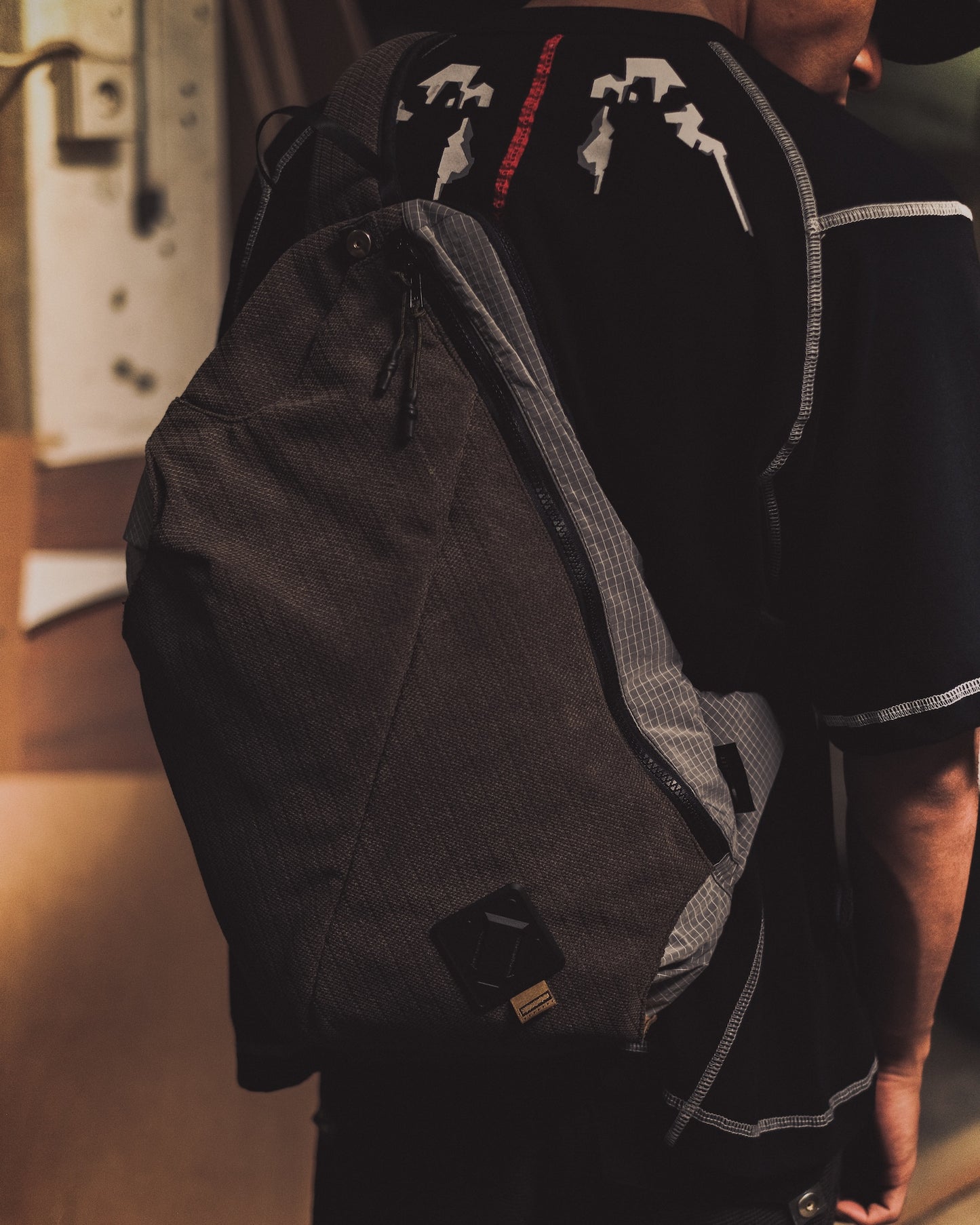 Vestige Crossbody Bag Rareearth